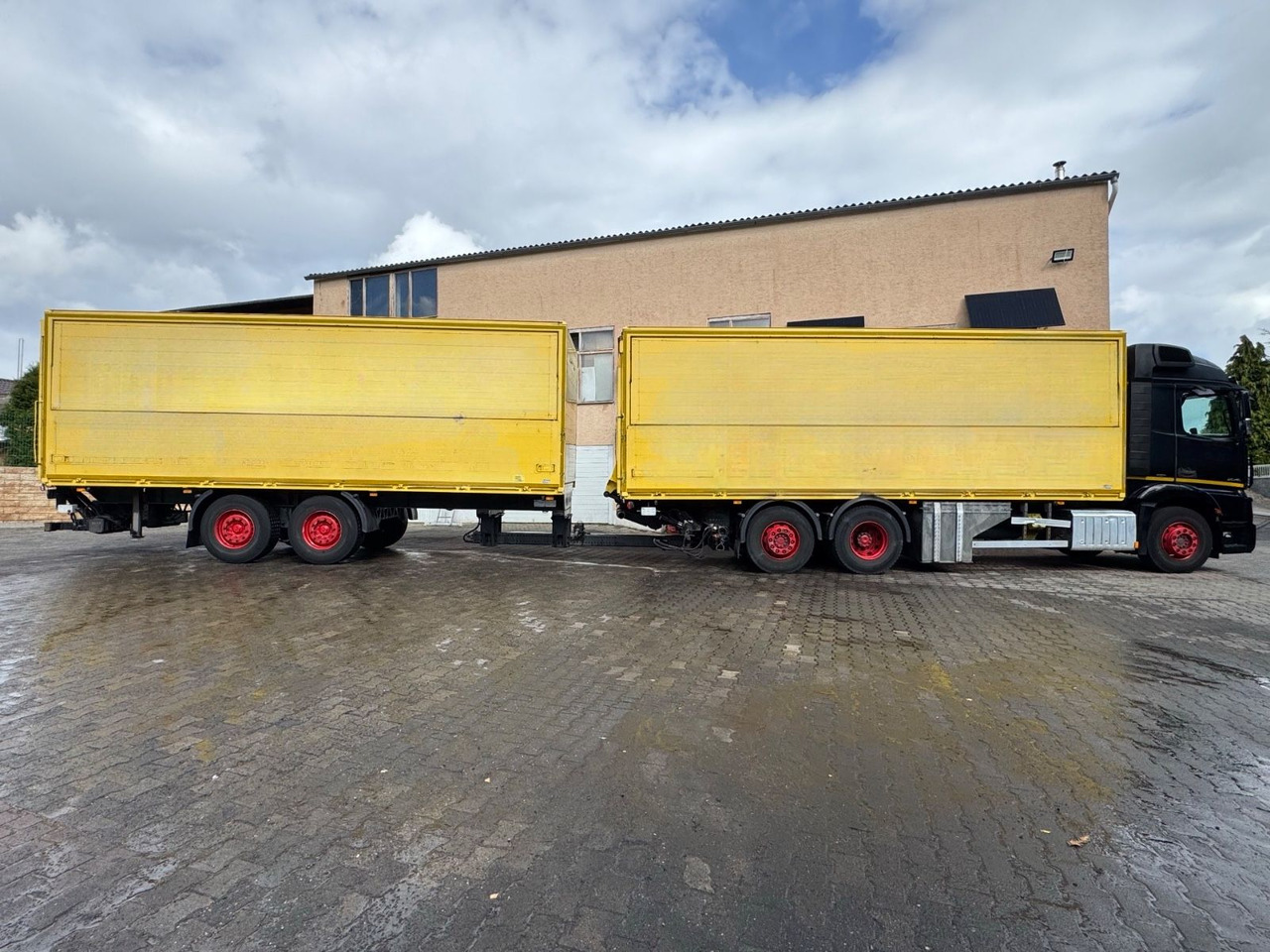 Mercedes-Benz Actros2545/2xLBW/Retarder/Lenk-Lift/Top-Zustand - Beverage truck: picture 3 Mercedes-Benz Actros2545/2xLBW/Retarder/Lenk-Lift/Top-Zustand - Beverage truck: picture 3