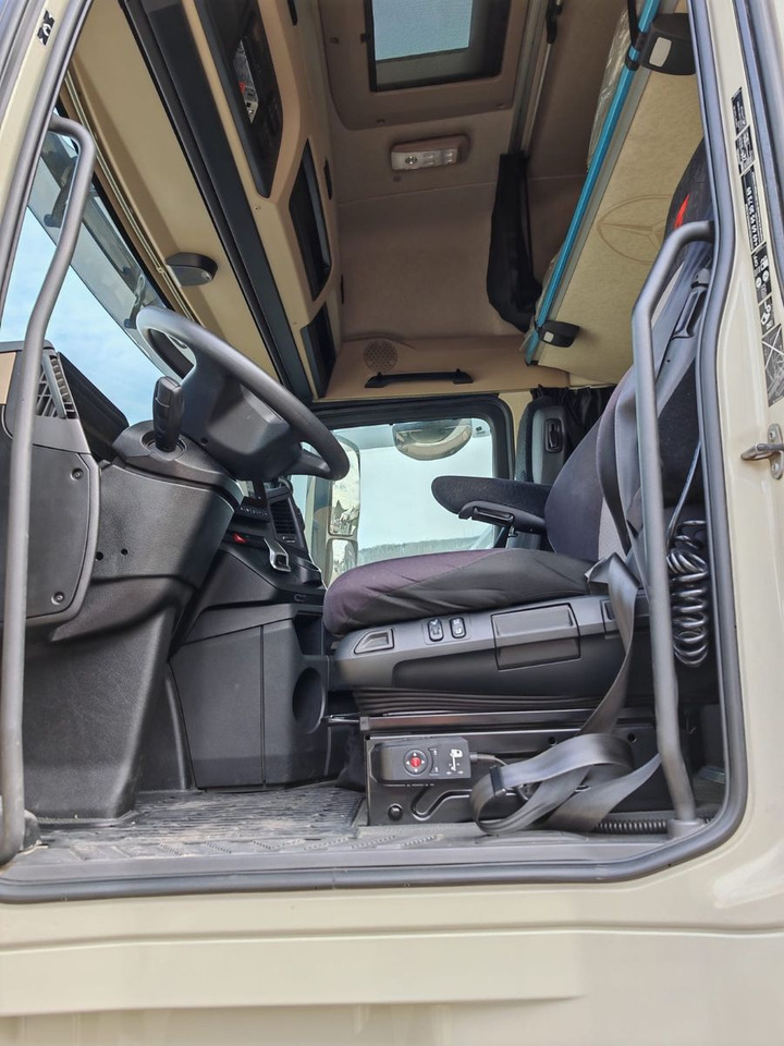 Mercedes-Benz Actros 1848 LS/GIGA/MirrorCam/Retarder/2instock - Tractor unit: picture 5 Mercedes-Benz Actros 1848 LS/GIGA/MirrorCam/Retarder/2instock - Tractor unit: picture 5