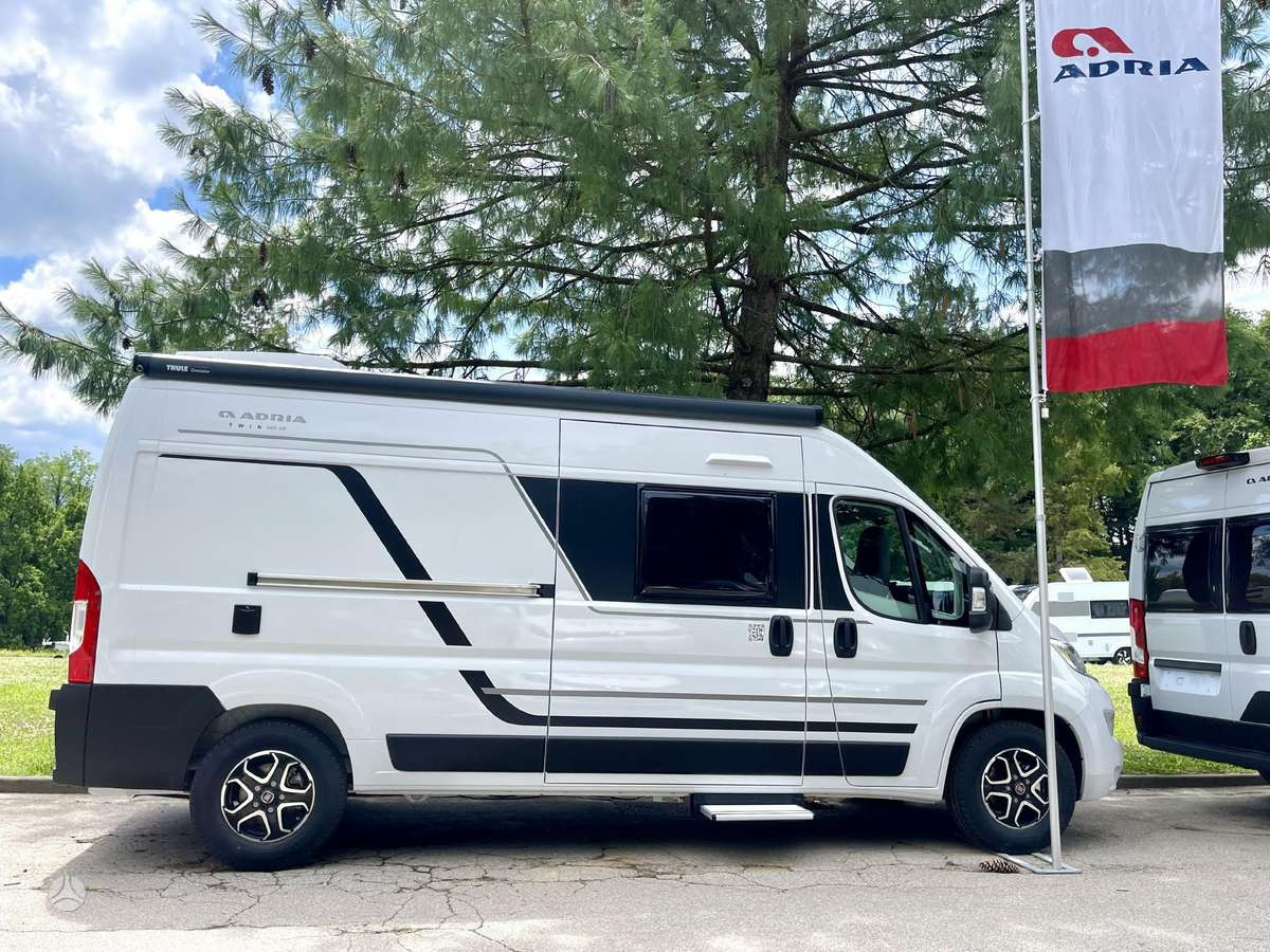 ADRIA Twin 600 SP Family - Camper van: picture 1 ADRIA Twin 600 SP Family - Camper van: picture 1