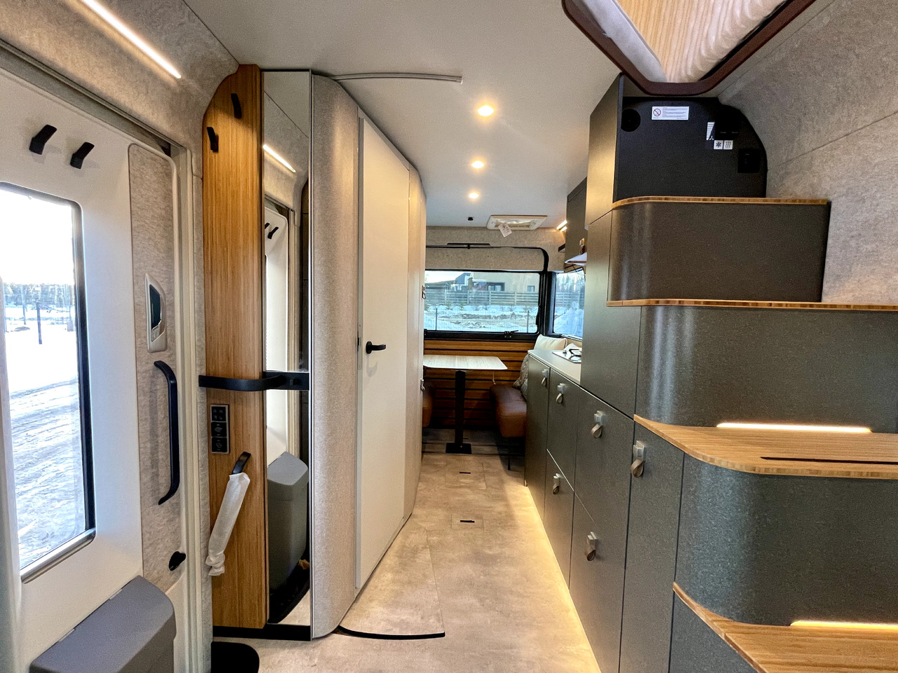 Hymer Venture S - Semi-integrated motorhome: picture 5 Hymer Venture S - Semi-integrated motorhome: picture 5