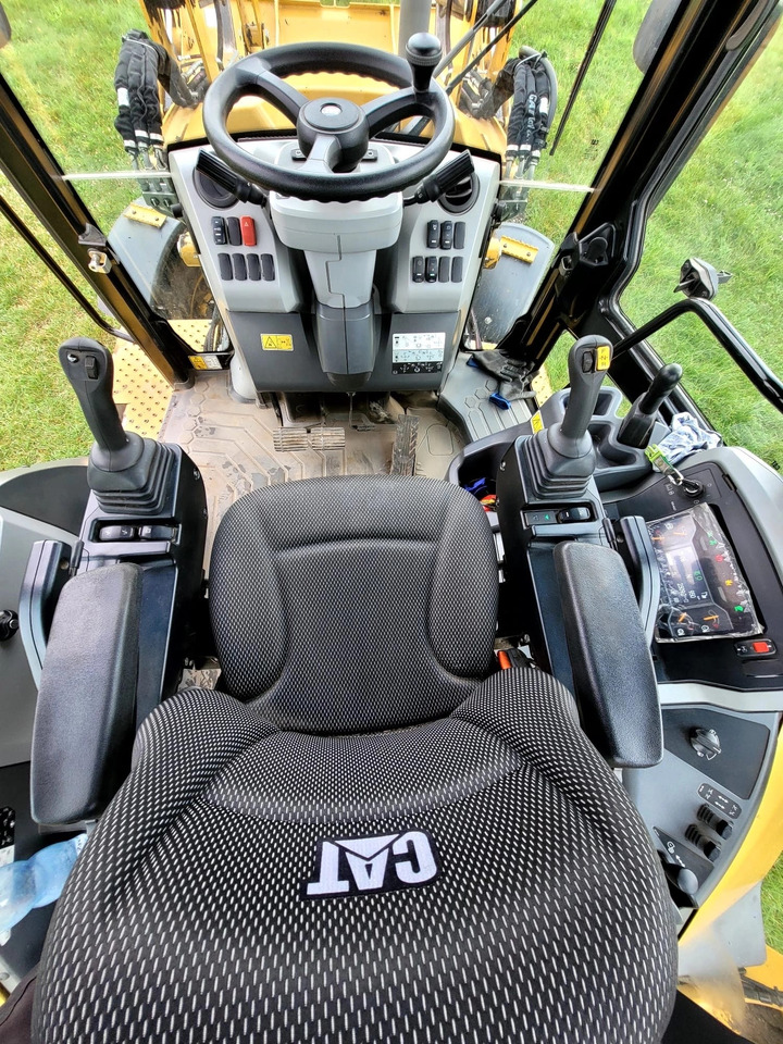 CATERPILLAR 432 - Backhoe loader: picture 4 CATERPILLAR 432 - Backhoe loader: picture 4