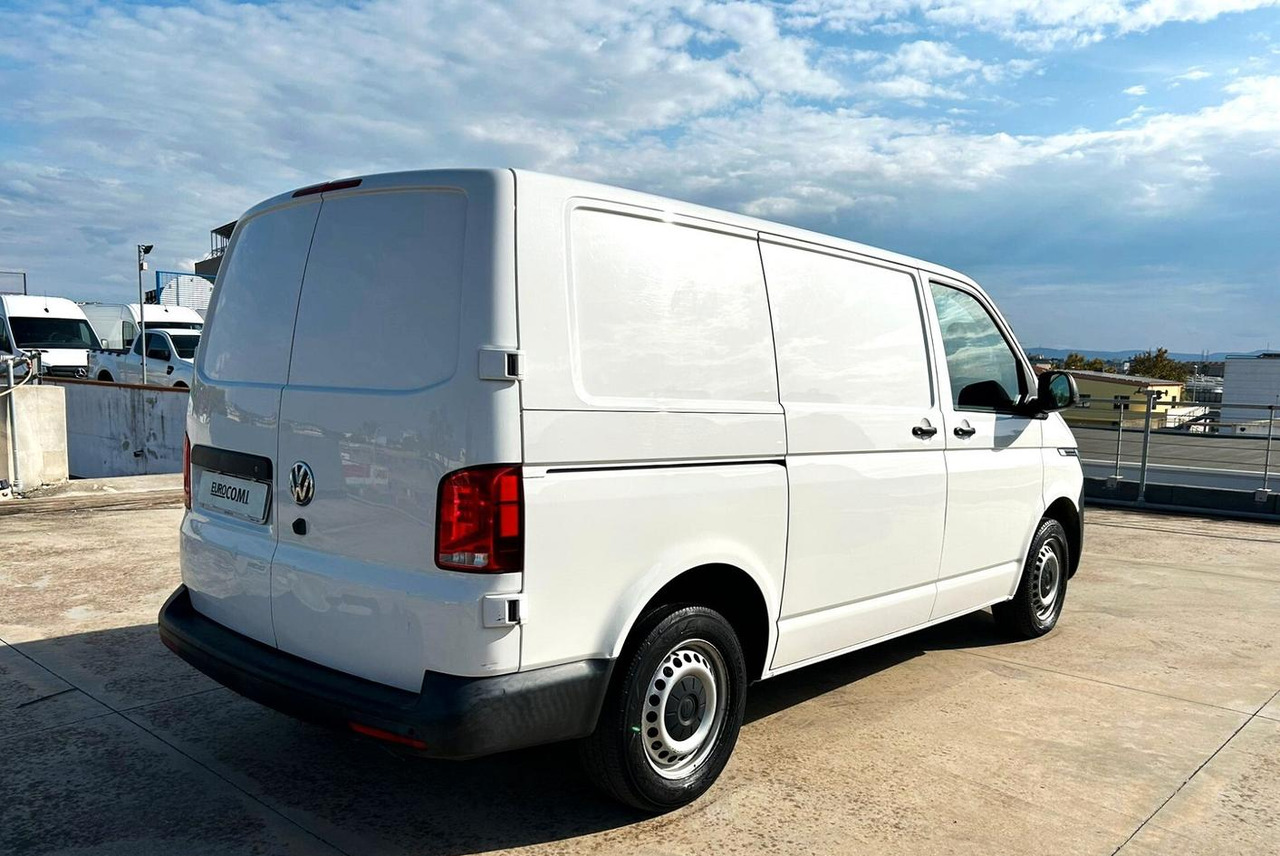 Volkswagen Transporter 2.0 TDi 150 cv - Panel van: picture 5 Volkswagen Transporter 2.0 TDi 150 cv - Panel van: picture 5