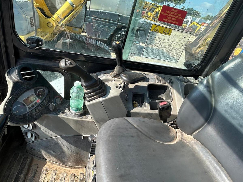 Bobcat E50 - Mini excavator: picture 5 Bobcat E50 - Mini excavator: picture 5