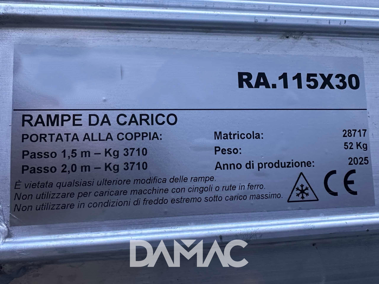 DAMAC 115x30 - Loading ramp: picture 5 DAMAC 115x30 - Loading ramp: picture 5