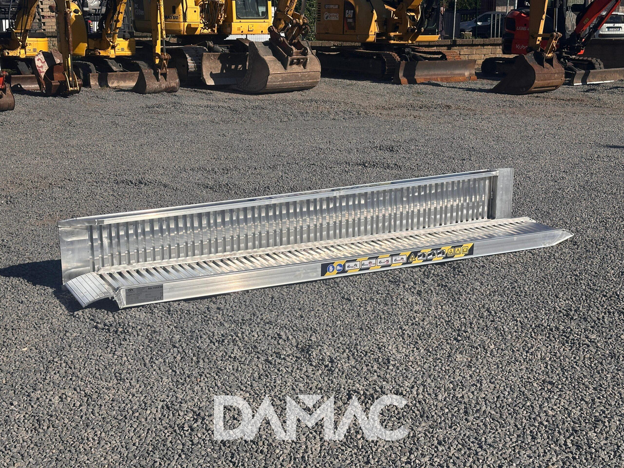 DAMAC 115x30 - Loading ramp: picture 2 DAMAC 115x30 - Loading ramp: picture 2