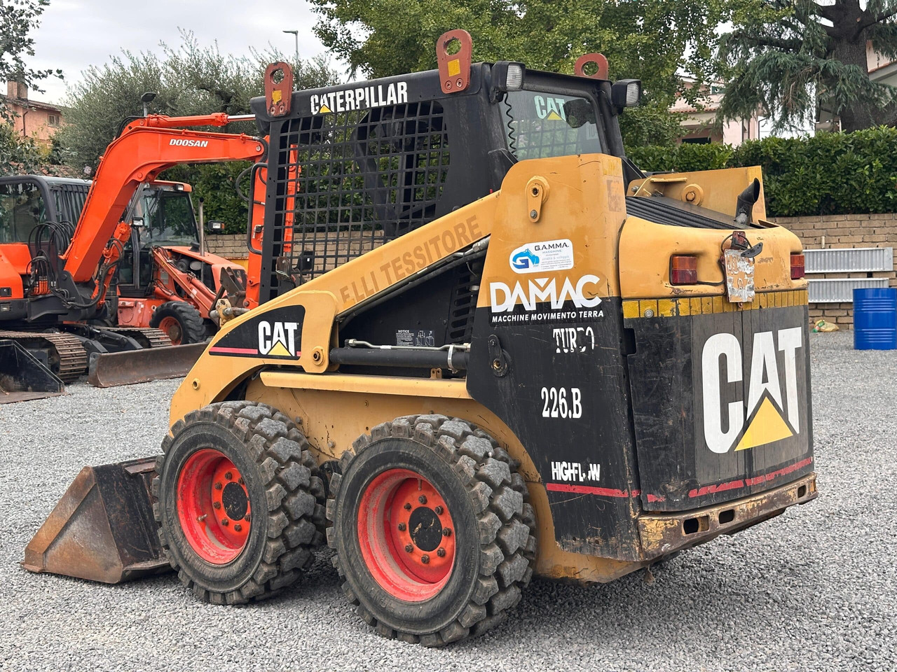 FIAT HITACHI 226BHF - Skid steer loader: picture 5 FIAT HITACHI 226BHF - Skid steer loader: picture 5