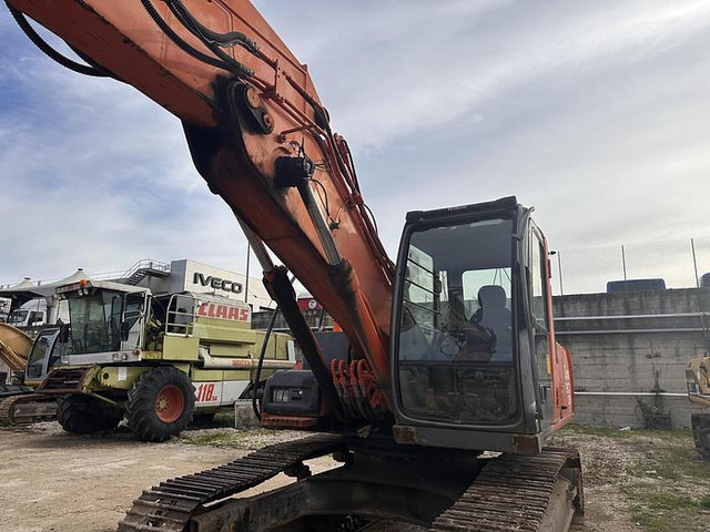 Hitachi ZX180 - Crawler excavator: picture 2 Hitachi ZX180 - Crawler excavator: picture 2