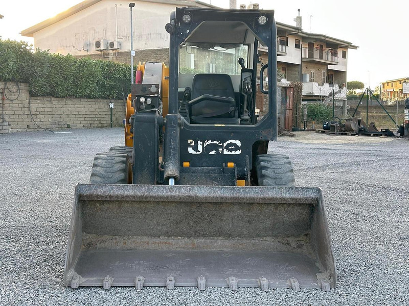 JCB 225 - Compact track loader: picture 1 JCB 225 - Compact track loader: picture 1