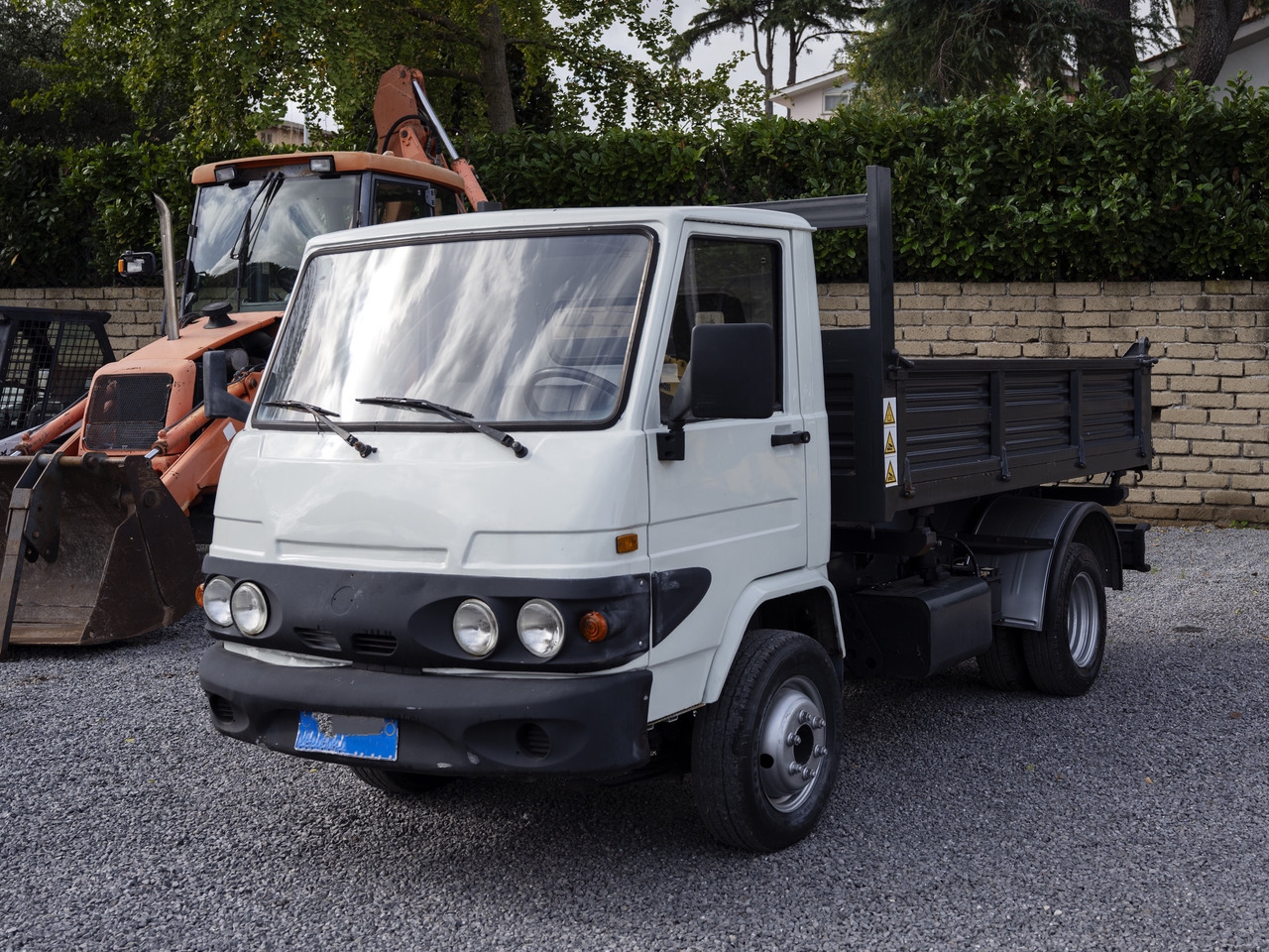 PIAGGIO THREE-SIDE TIPPER - Tipper: picture 5 PIAGGIO THREE-SIDE TIPPER - Tipper: picture 5