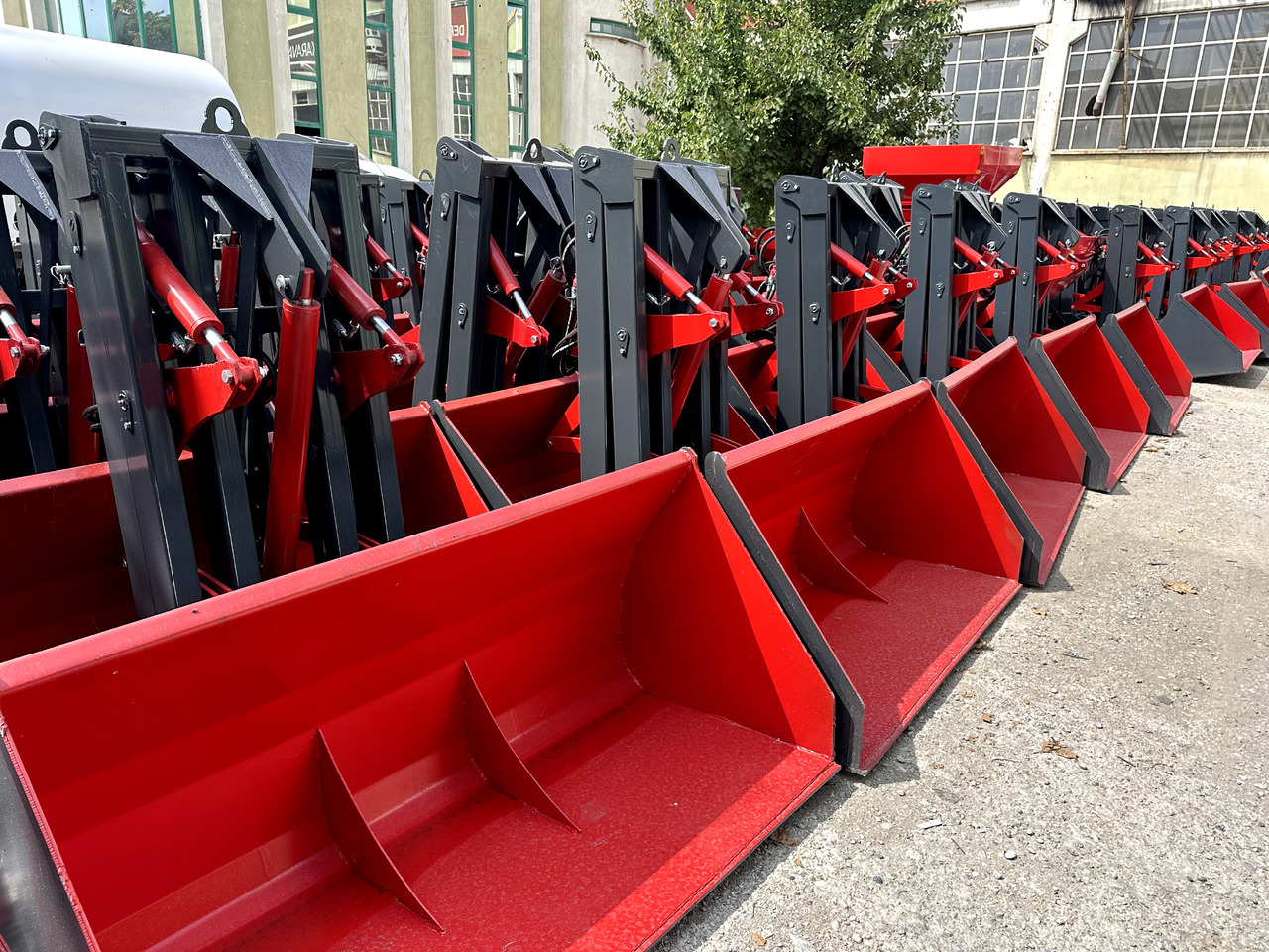KLK AGRO - Loader bucket: picture 1 KLK AGRO - Loader bucket: picture 1