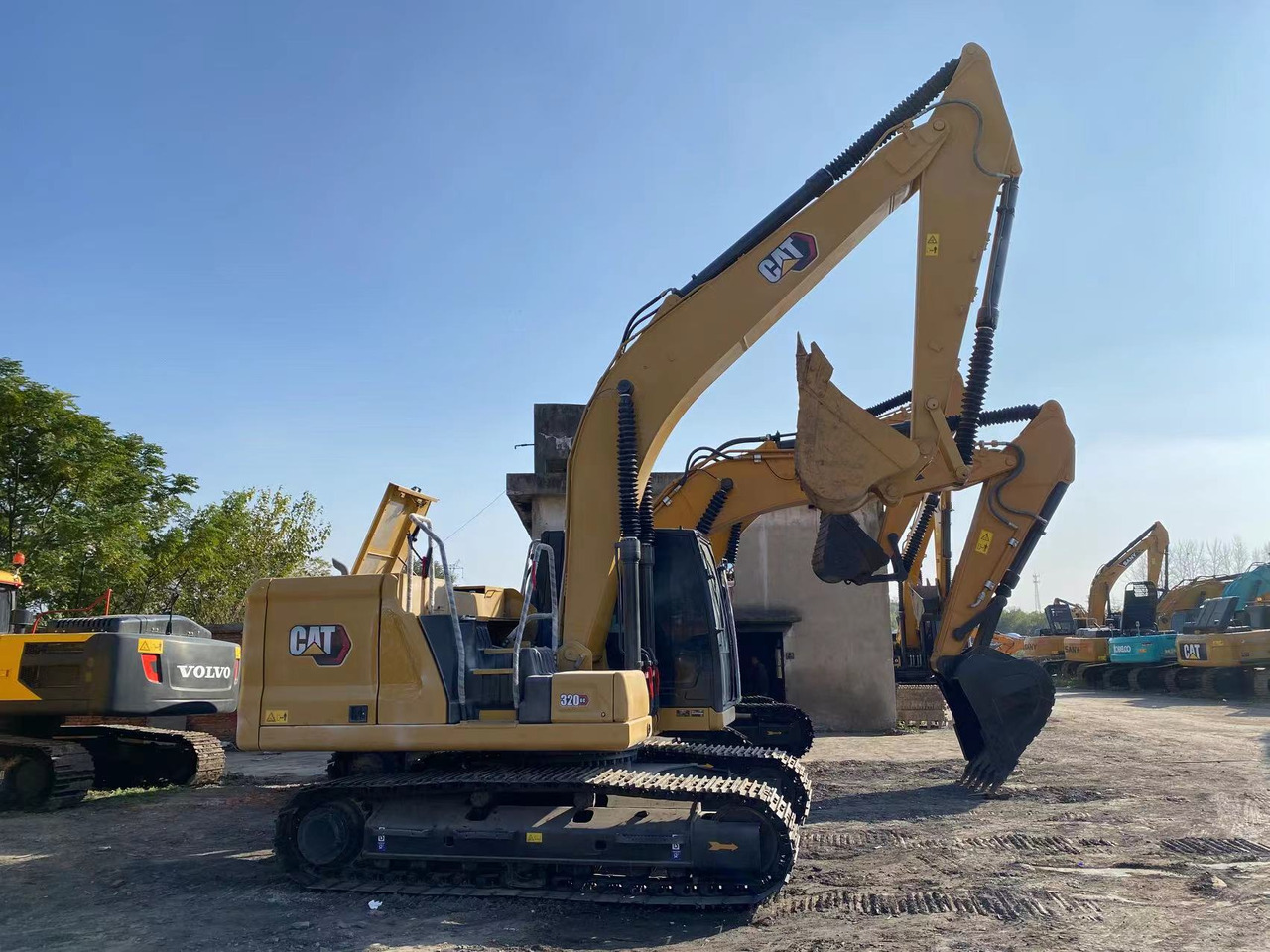 CATERPILLAR 320GC - Crawler excavator: picture 1 CATERPILLAR 320GC - Crawler excavator: picture 1