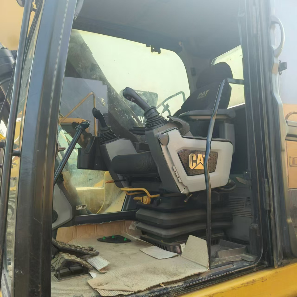 CATERPILLAR 320GC - Crawler excavator: picture 4 CATERPILLAR 320GC - Crawler excavator: picture 4
