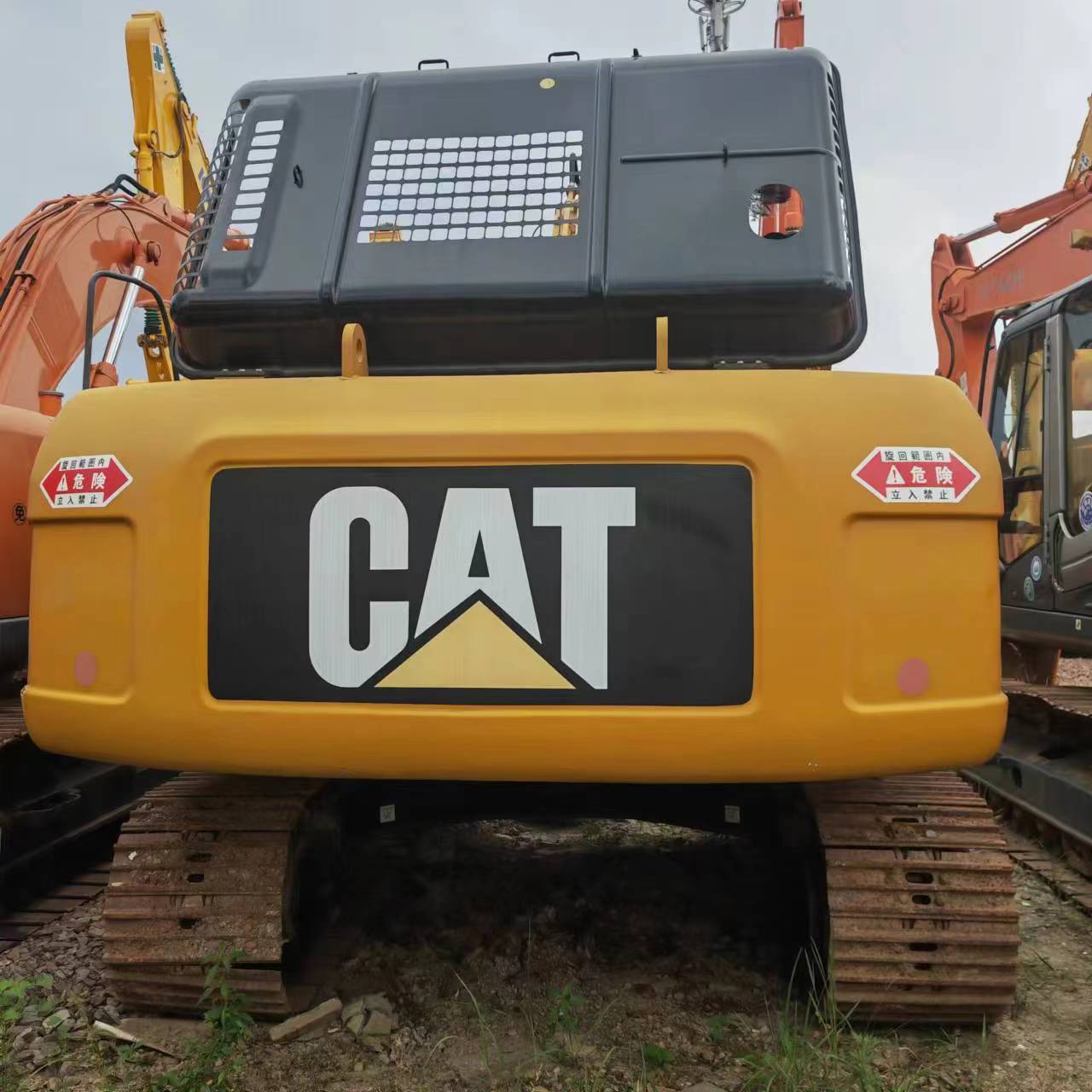CATERPILLAR 325D2 - Crawler excavator: picture 5 CATERPILLAR 325D2 - Crawler excavator: picture 5