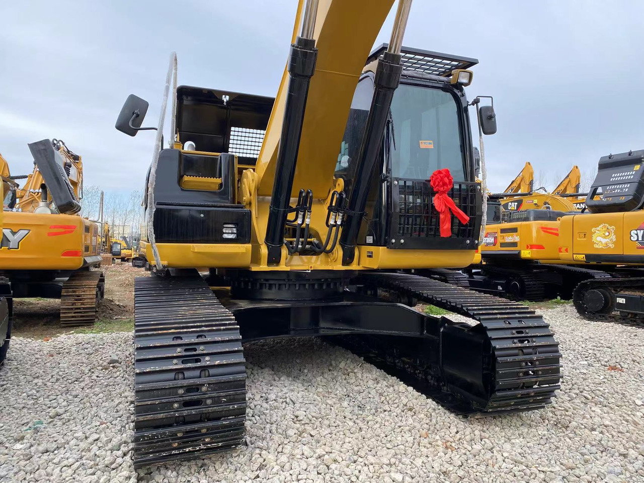 Crawler excavator CATERPILLAR 329D: picture 15 Crawler excavator CATERPILLAR 329D: picture 15