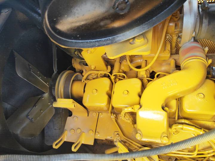 Bulldozer CATERPILLAR D5K: picture 23