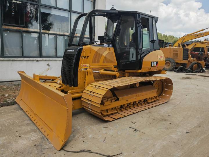 CATERPILLAR D5K - Bulldozer: picture 2 CATERPILLAR D5K - Bulldozer: picture 2