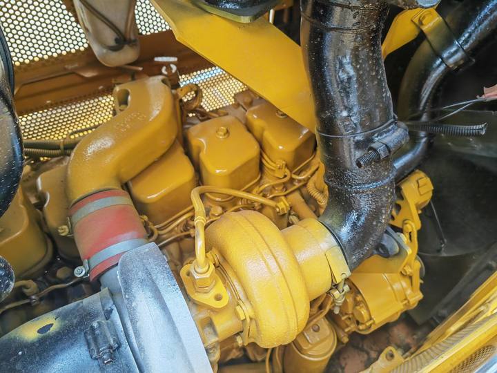 Bulldozer CATERPILLAR D5K: picture 13