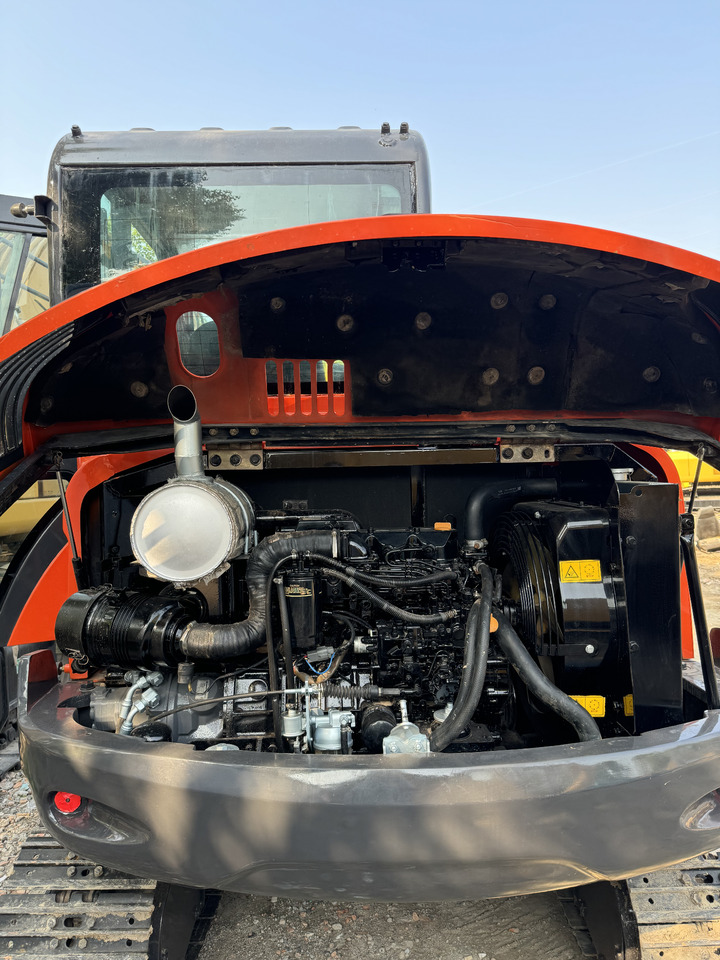 Crawler excavator DOOSAN DX60: picture 8