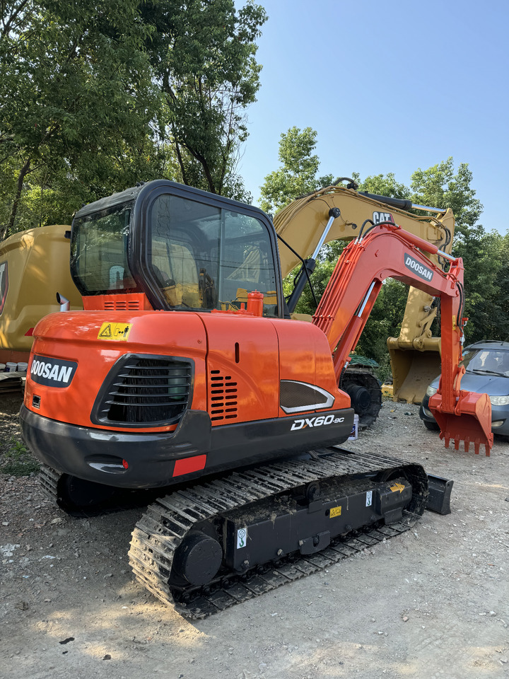 DOOSAN DX60 - Crawler excavator: picture 1 DOOSAN DX60 - Crawler excavator: picture 1