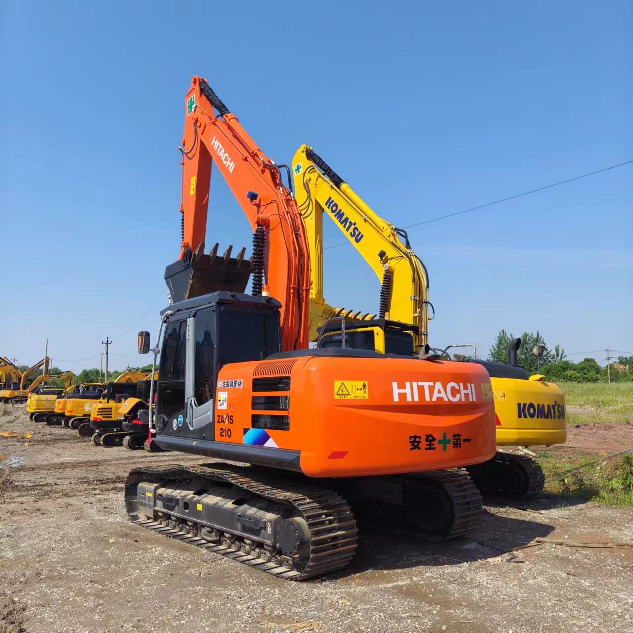 Crawler excavator HITACHI ZX210: picture 6