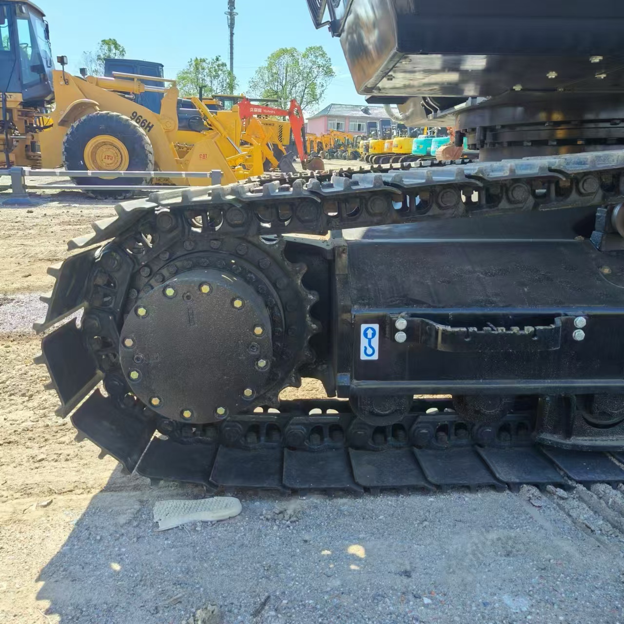 Crawler excavator HITACHI ZX240: picture 9