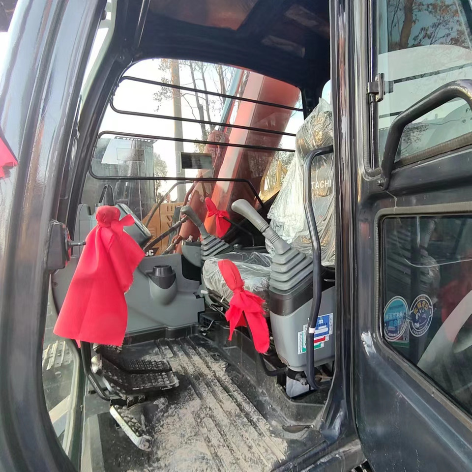 Crawler excavator HITACHI ZX70: picture 7 Crawler excavator HITACHI ZX70: picture 7