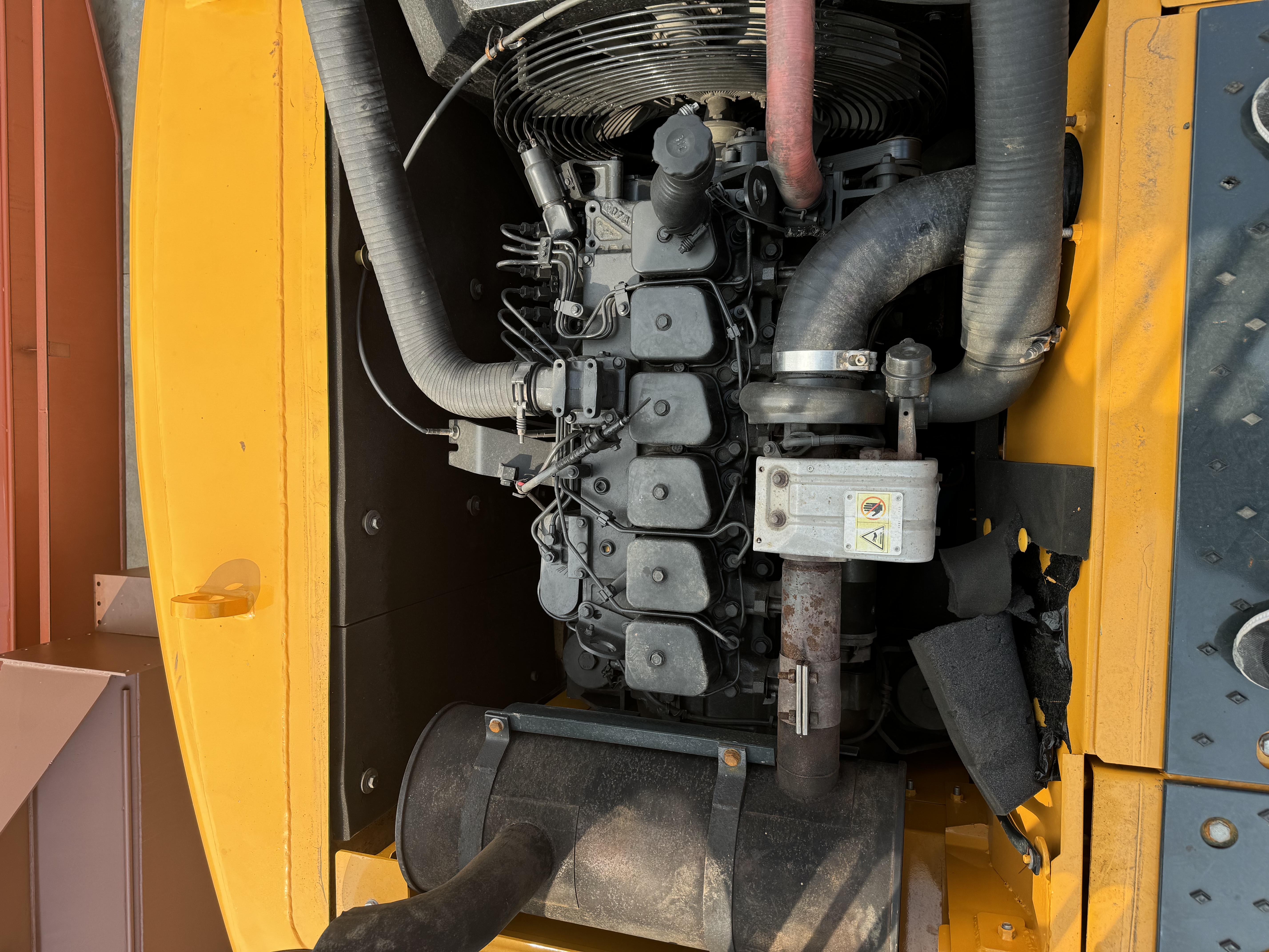 Wheel excavator Hyundai 210W-9: picture 7