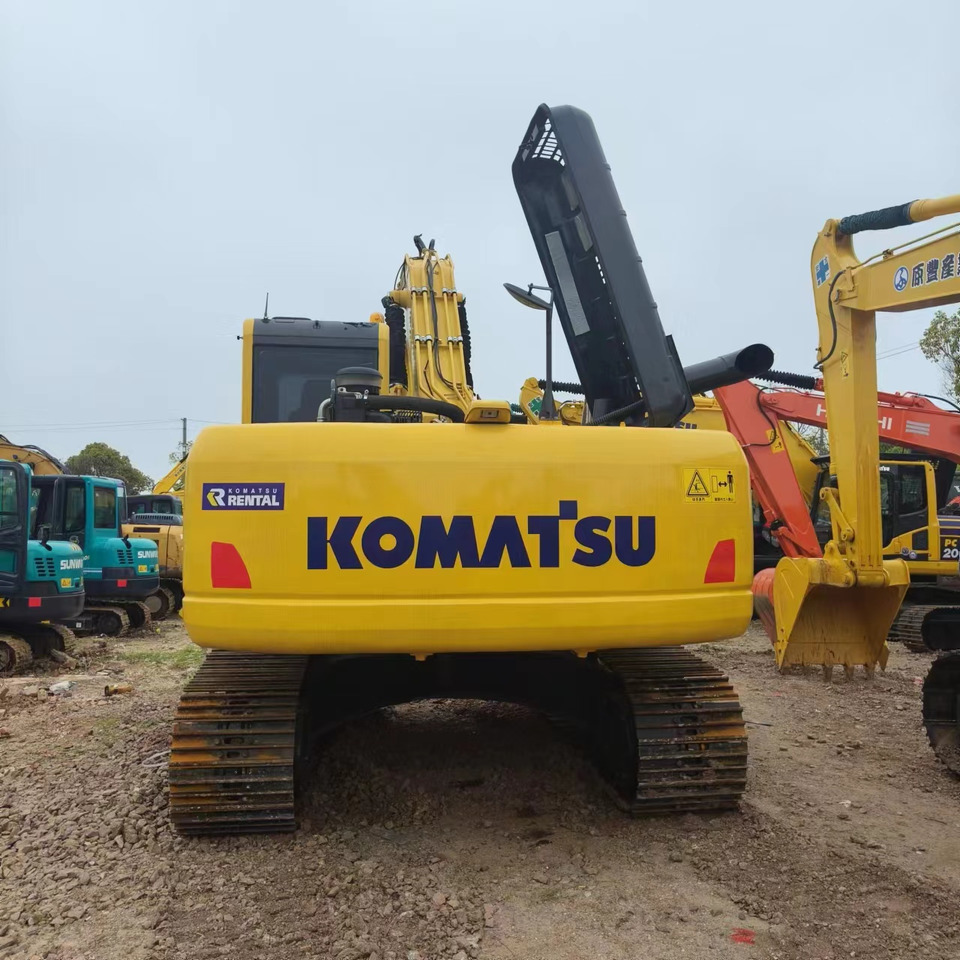 KOMATSU PC220-8 - Crawler excavator: picture 5 KOMATSU PC220-8 - Crawler excavator: picture 5