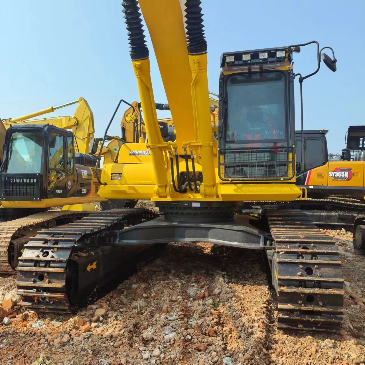 Crawler excavator KOMATSU PC450: picture 7