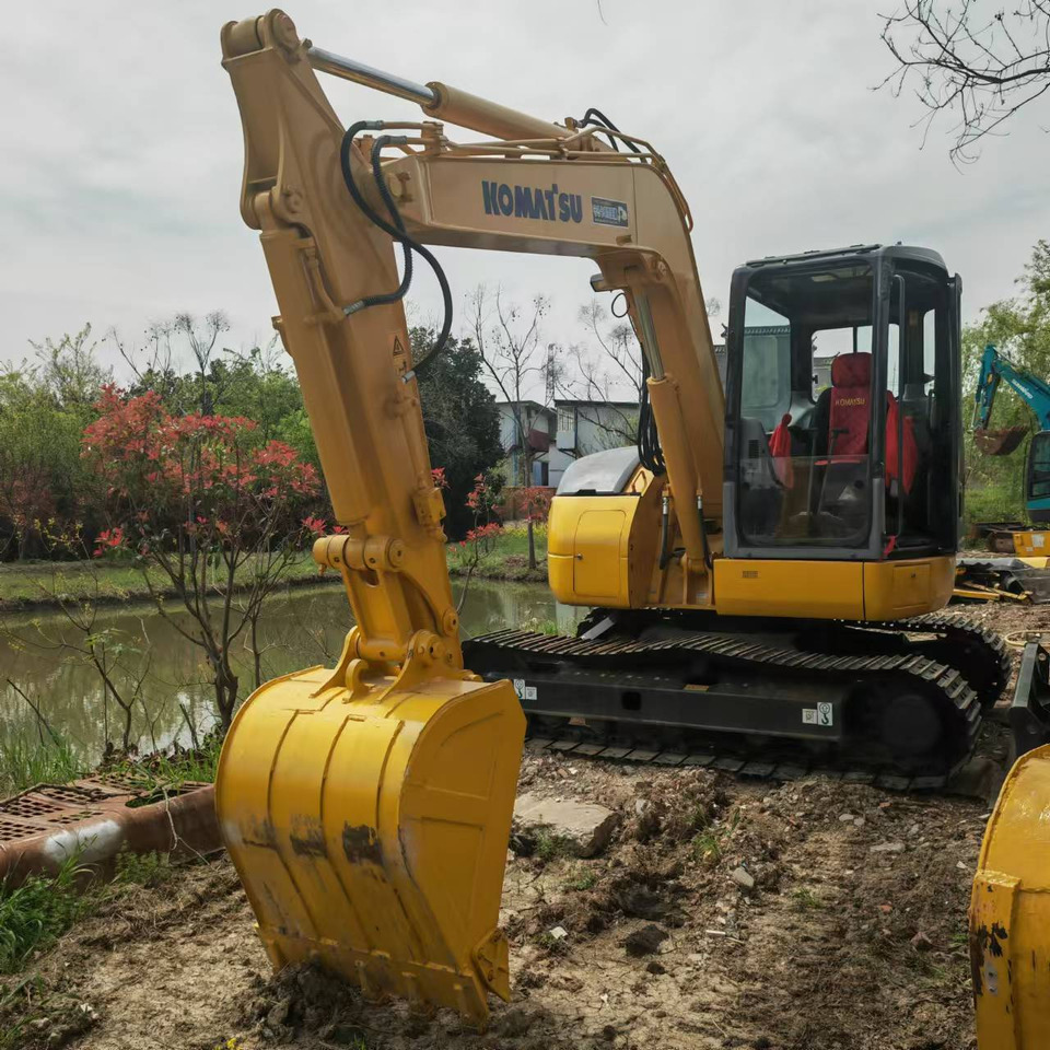 KOMATSU PC78US - Crawler excavator: picture 1 KOMATSU PC78US - Crawler excavator: picture 1