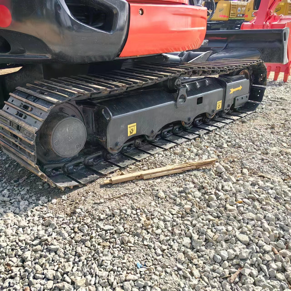 Crawler excavator KUBOTA KX165: picture 14