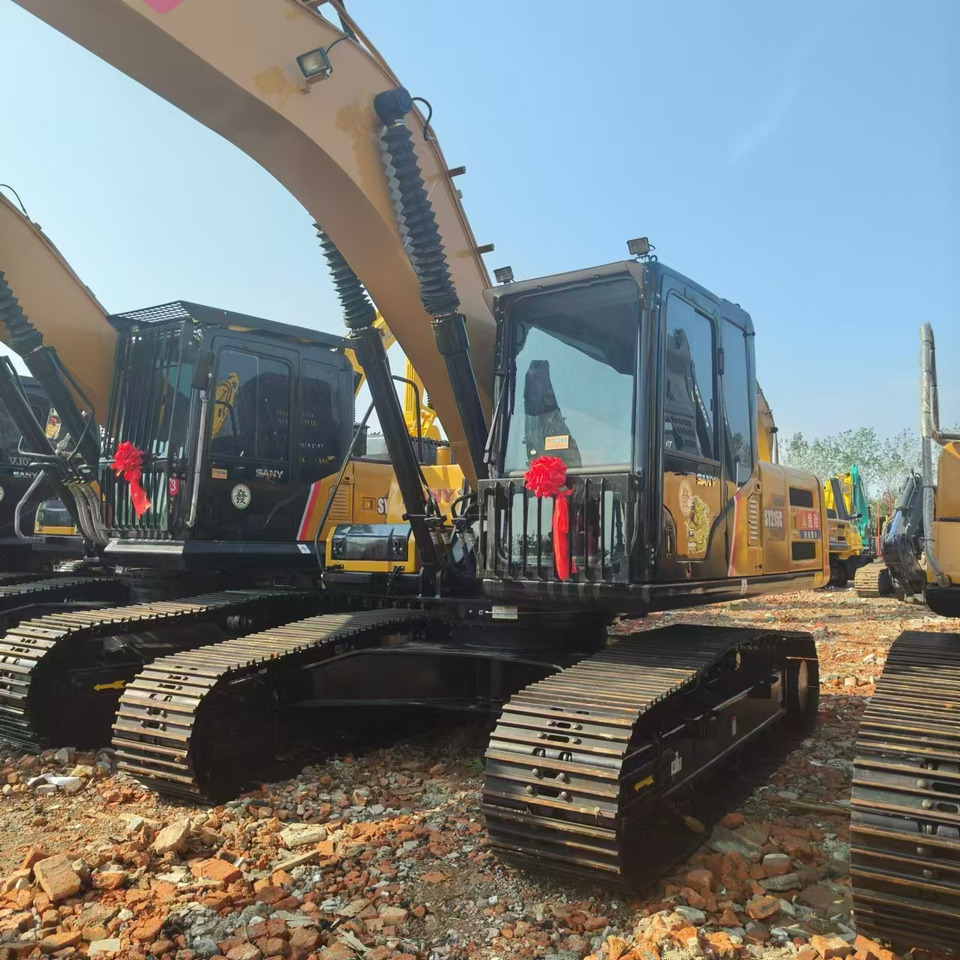 SANY SY215C - Crawler excavator: picture 3 SANY SY215C - Crawler excavator: picture 3