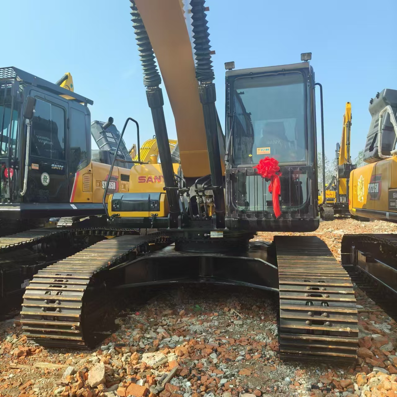 SANY SY215C - Crawler excavator: picture 3 SANY SY215C - Crawler excavator: picture 3
