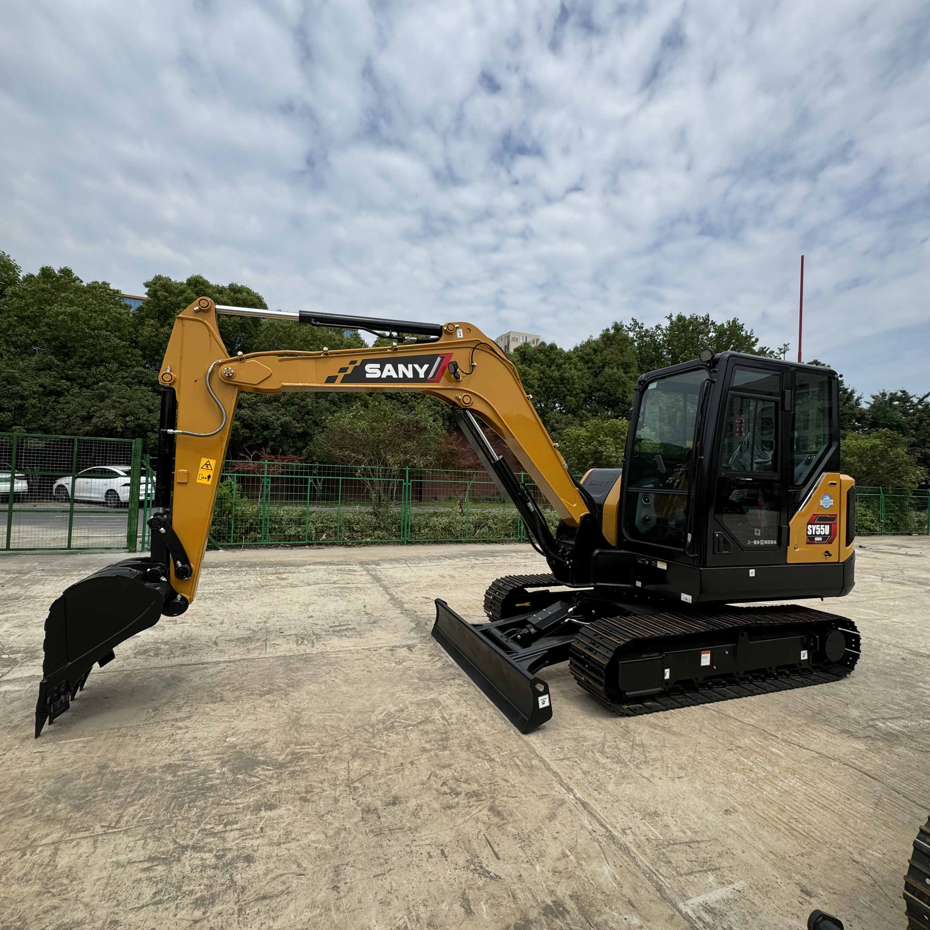 New Crawler excavator SANY SY55: picture 9