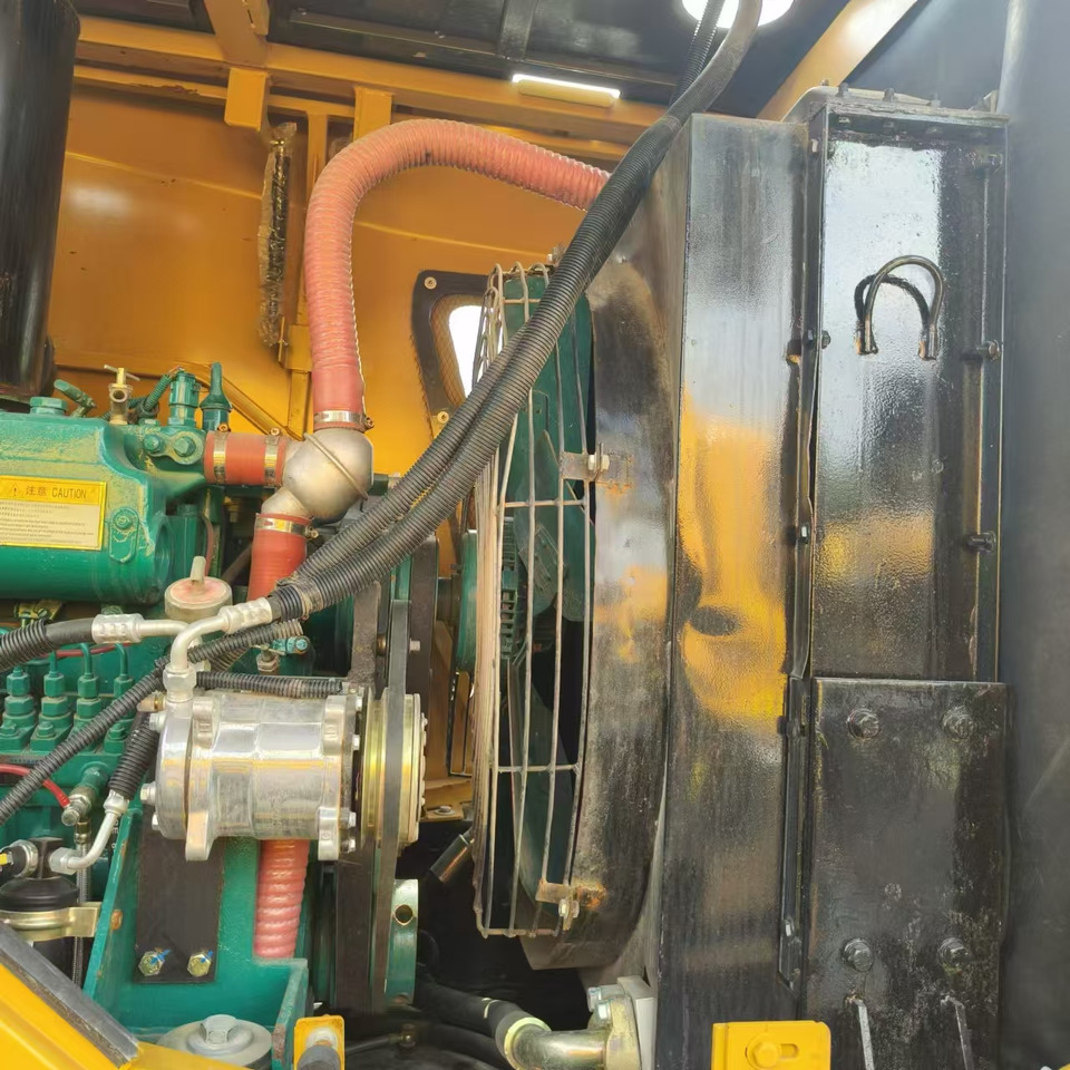 Wheel loader SDLG L956F: picture 13