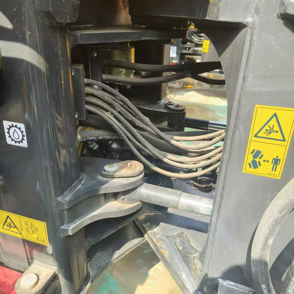 Wheel loader SDLG L956F: picture 16