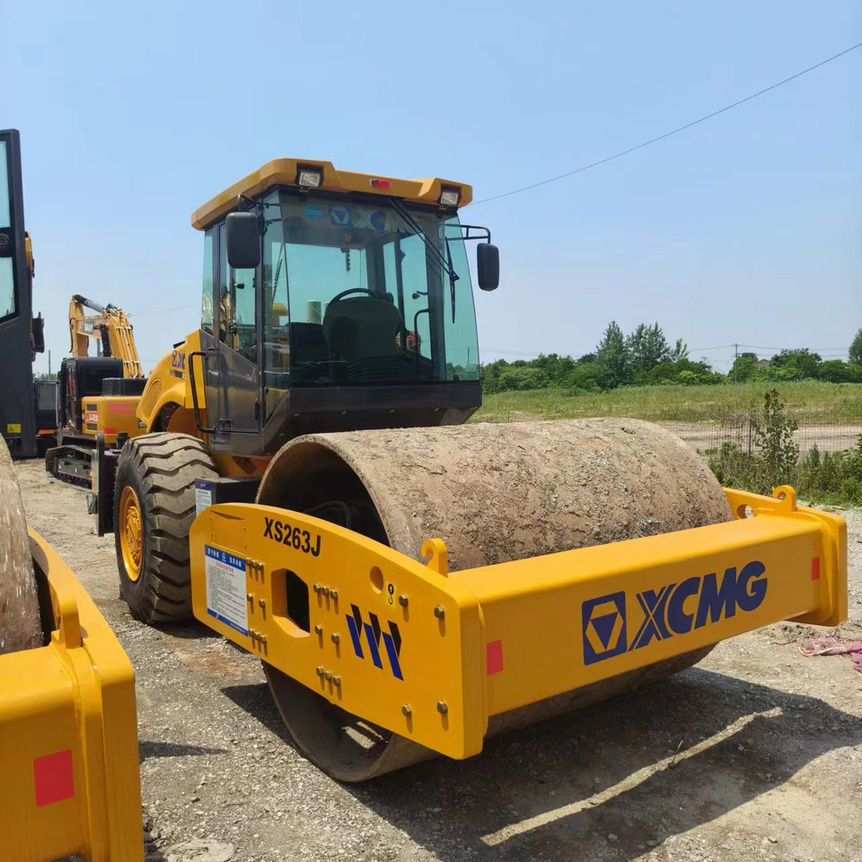 XCMG XS263J - Compactor: picture 5 XCMG XS263J - Compactor: picture 5