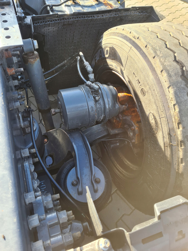 BELKA OŚ TYŁ WLECZONA PODNOSZONA KOMPLETNA RENAULT GAMA T VOLVO PUSHER 6x2 - Suspension: picture 4 BELKA OŚ TYŁ WLECZONA PODNOSZONA KOMPLETNA RENAULT GAMA T VOLVO PUSHER 6x2 - Suspension: picture 4