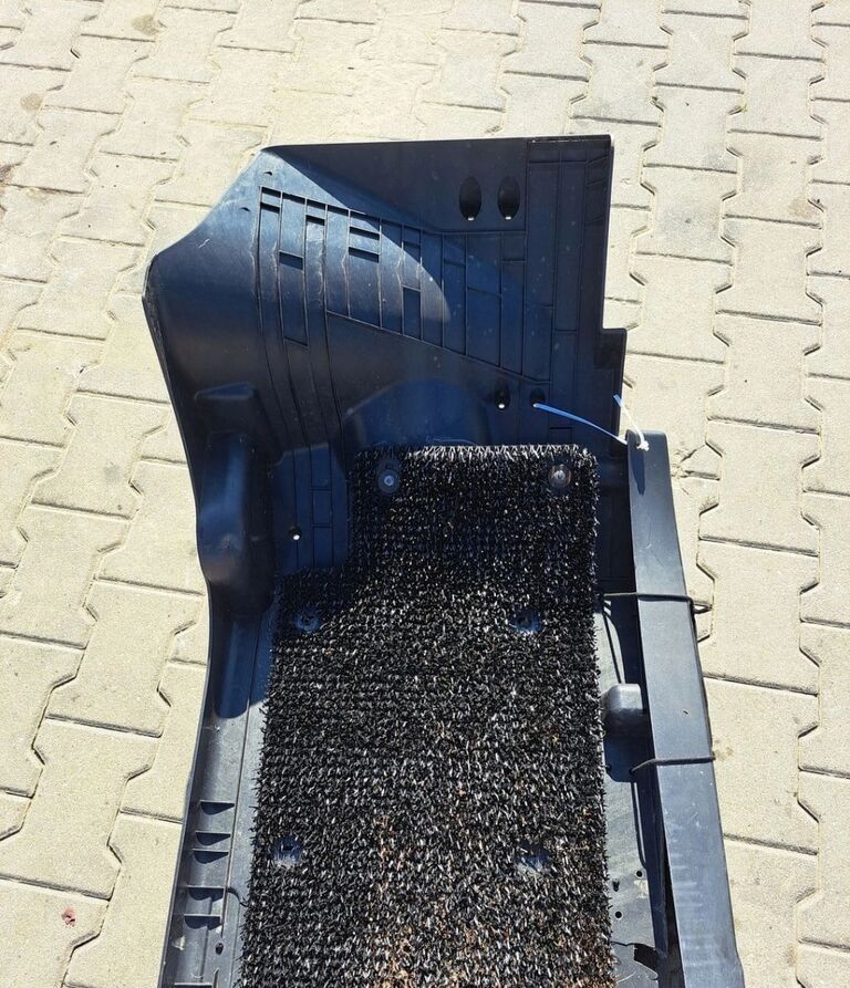 Ford F-MAX CARGO JC46 Ford F-MAX CARGO truck - Fender for Truck: picture 1 Ford F-MAX CARGO JC46 Ford F-MAX CARGO truck - Fender for Truck: picture 1