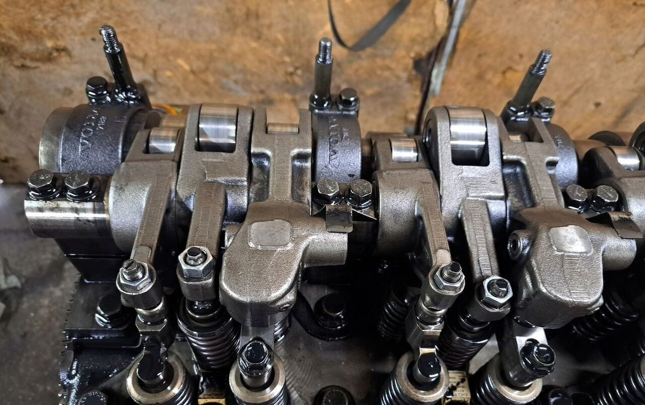 KLAWIATURA ZAWOROWA VOLVO FH 12 RENAULT MAGNUM DXI 12 8170158 - Engine and parts for Truck: picture 1 KLAWIATURA ZAWOROWA VOLVO FH 12 RENAULT MAGNUM DXI 12 8170158 - Engine and parts for Truck: picture 1