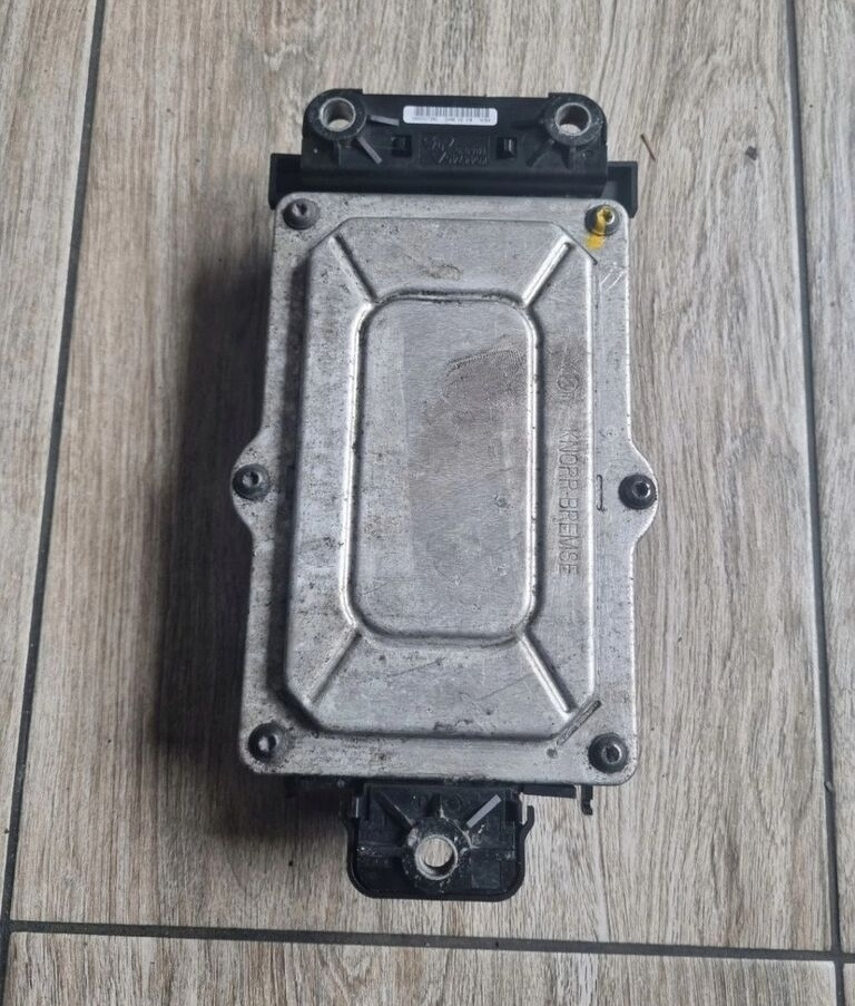 Knorr-Bremse Volvo VOLVO FH 4 FM 4 truck - Brake valve for Truck: picture 2 Knorr-Bremse Volvo VOLVO FH 4 FM 4 truck - Brake valve for Truck: picture 2