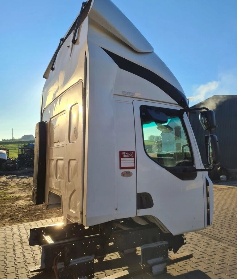 Cab for Truck Renault GAMA D12 EURO 6 truck: picture 7