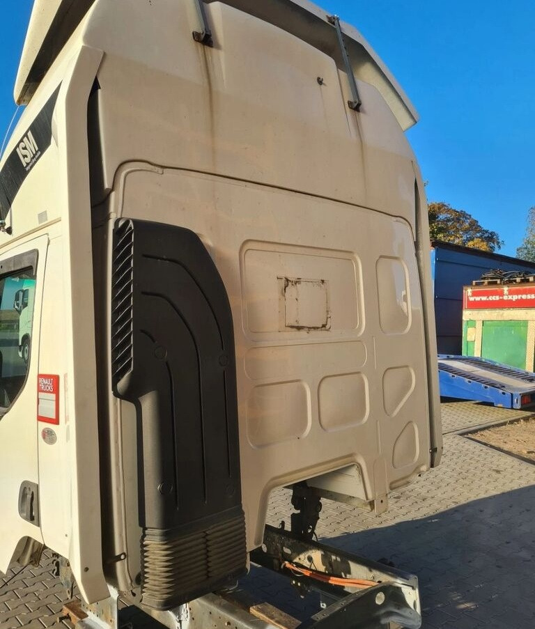 Renault GAMA D12 EURO 6 truck - Cab for Truck: picture 5 Renault GAMA D12 EURO 6 truck - Cab for Truck: picture 5