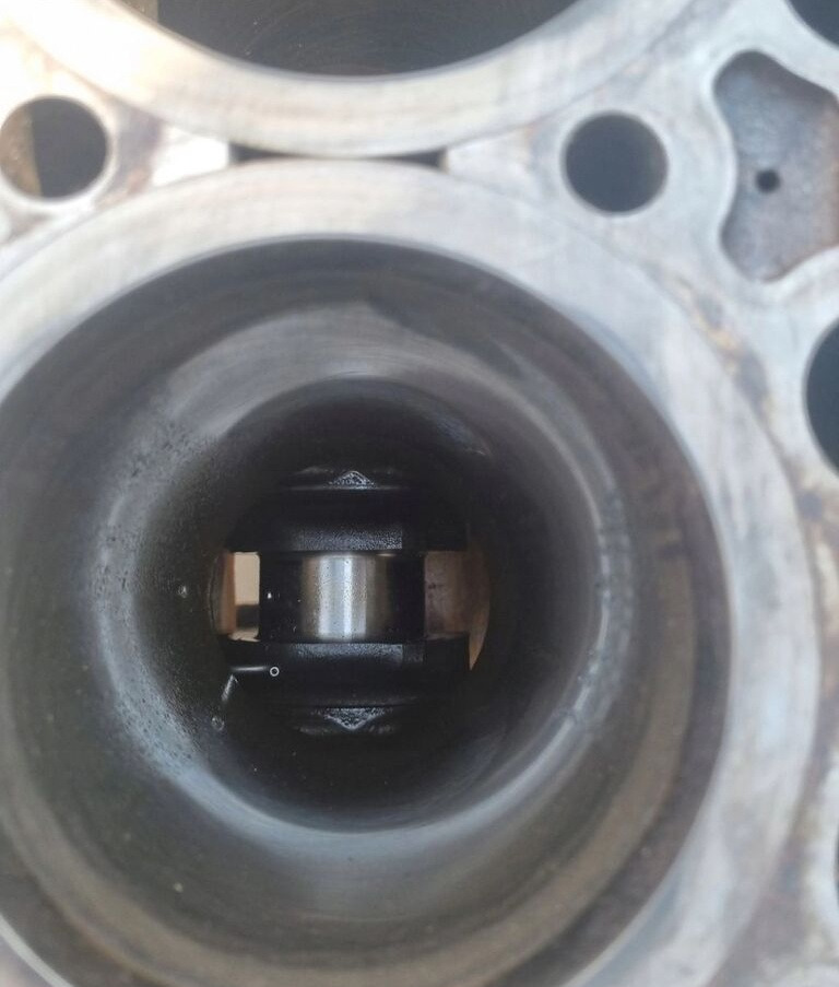 Cylinder block for Truck Renault WAŁ KORBOWY VOLVO FL FE PREMIUM MIDLUM DXI 7 D7E Deutz Renault , Volvo FE FL: picture 9