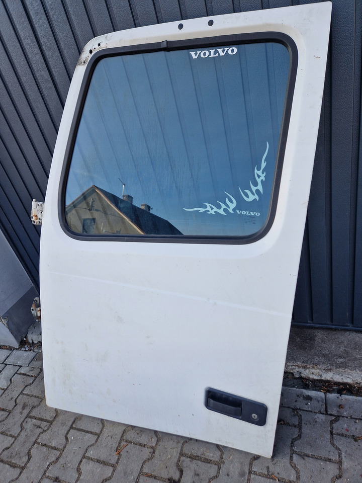 VOLVO DRZWI KOMPLETNE LEWE VOLVO FH 13 LIFT - Door and parts for Truck: picture 2 VOLVO DRZWI KOMPLETNE LEWE VOLVO FH 13 LIFT - Door and parts for Truck: picture 2