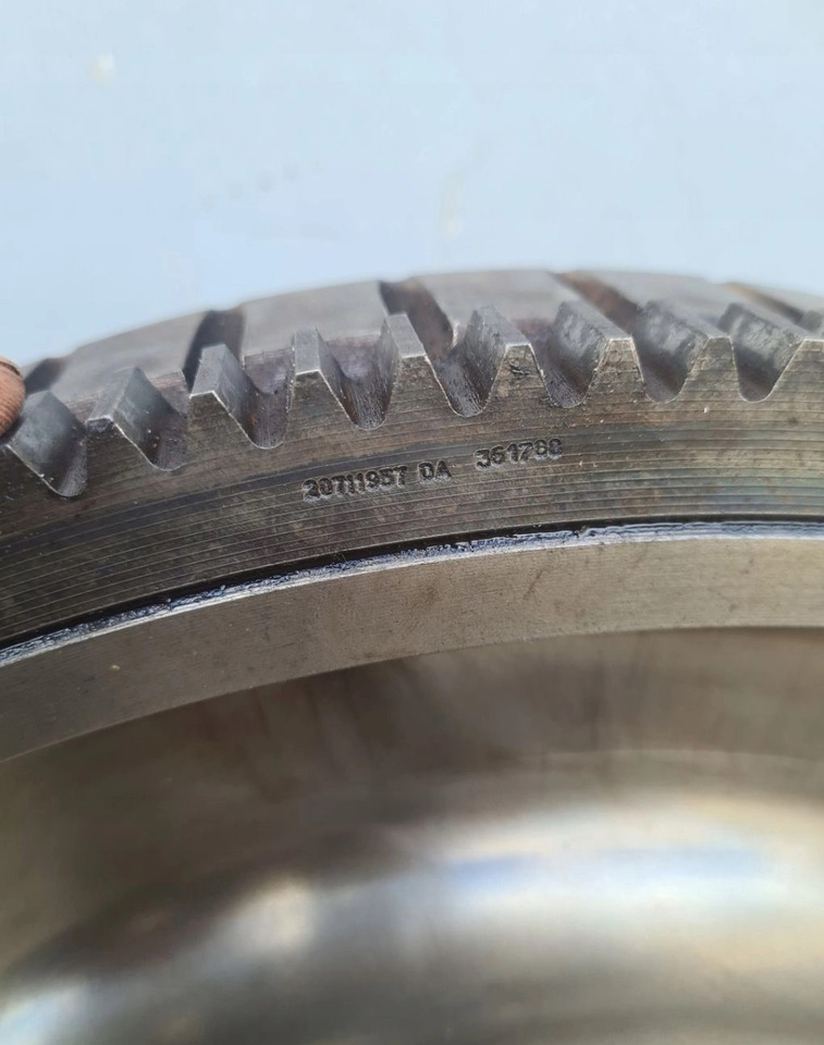 VOLVO KOŁO ZAMACHOWE VOLVO FH 16 FM 16 EURO 5 AUTOMAT - Flywheel for Truck: picture 5 VOLVO KOŁO ZAMACHOWE VOLVO FH 16 FM 16 EURO 5 AUTOMAT - Flywheel for Truck: picture 5