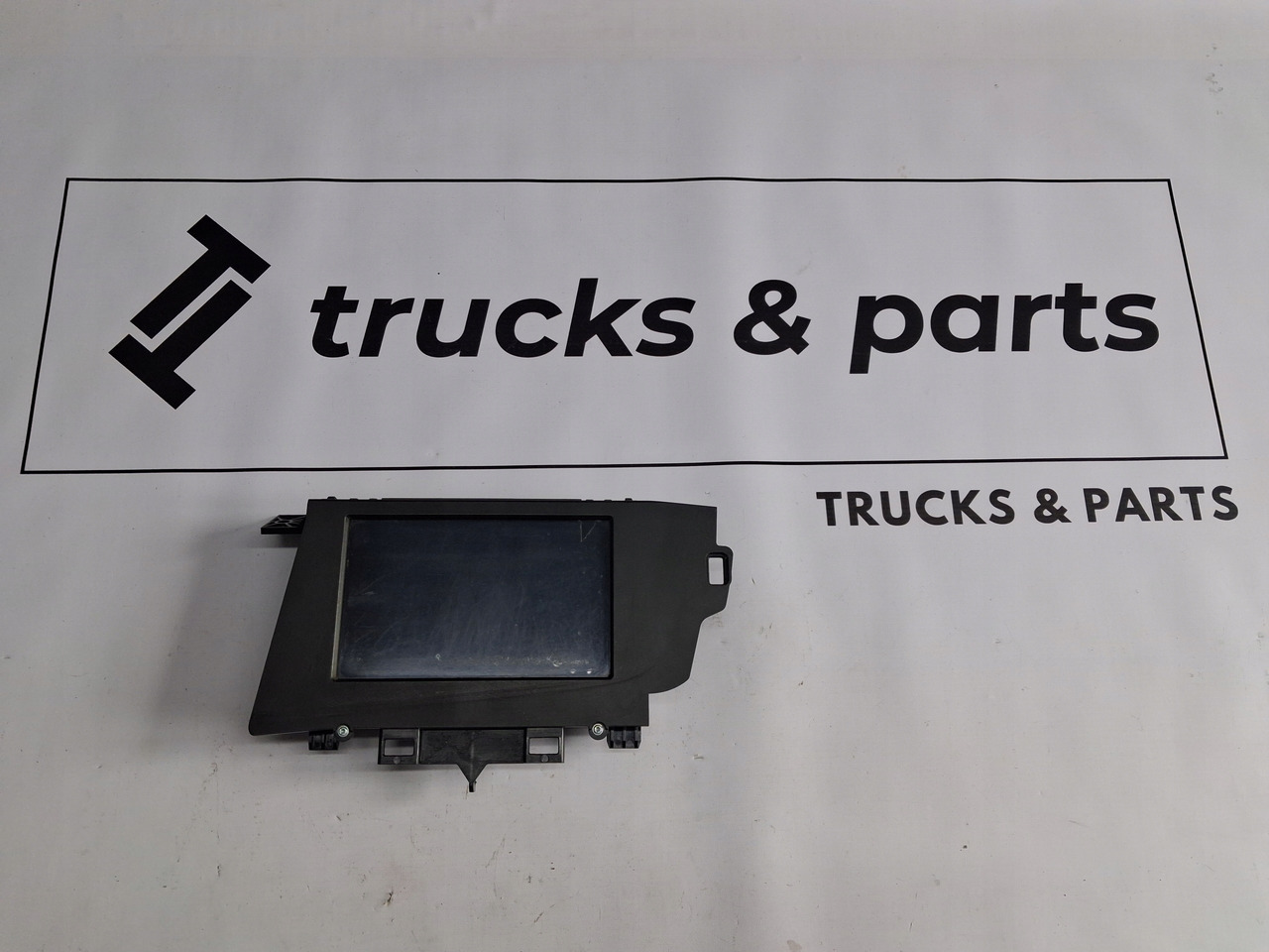 VOLVO WYŚWIETLACZ PANEL RADIA NAWIGACJI VOLVO FH 4 FH 16 EURO 6 23160213 - Navigation system for Truck: picture 1 VOLVO WYŚWIETLACZ PANEL RADIA NAWIGACJI VOLVO FH 4 FH 16 EURO 6 23160213 - Navigation system for Truck: picture 1