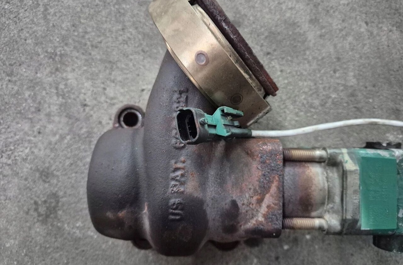Volvo ZAWÓR HAMULEC GÓRSKI SPALIN EGR FH4 FH 16 D16K 23694442 6601821 Volvo EGR VOLVO FH4 FH 16 D16K 23694442 6601821 - Engine and parts for Truck: picture 1 Volvo ZAWÓR HAMULEC GÓRSKI SPALIN EGR FH4 FH 16 D16K 23694442 6601821 Volvo EGR VOLVO FH4 FH 16 D16K 23694442 6601821 - Engine and parts for Truck: picture 1