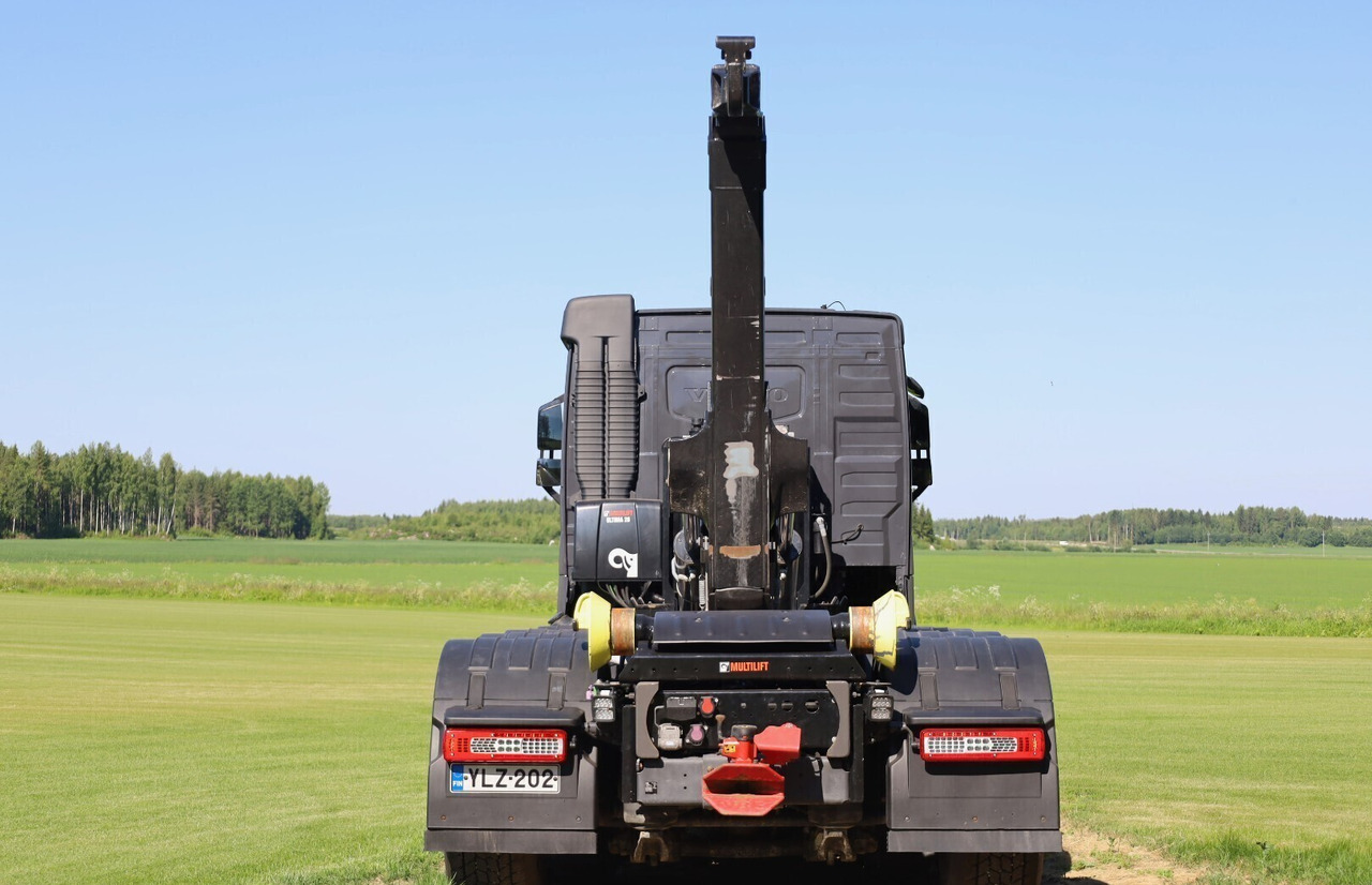 Hook lift truck Volvo FH16 750 10X4: picture 8