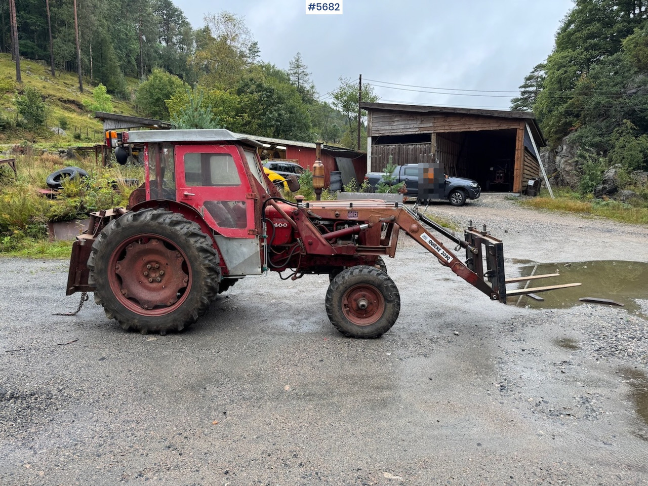 1971 Volvo 400 Buster w/ front loader and winch - Farm tractor: picture 2 1971 Volvo 400 Buster w/ front loader and winch - Farm tractor: picture 2